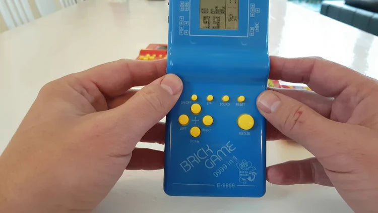 Igraća konzola TETRIS